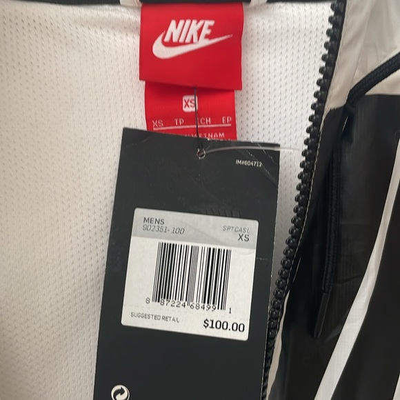 NIKE - THE WINDRUNNER! - Picture 4 of 8